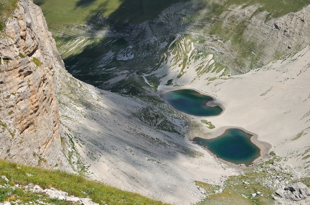 Pilato Lakes