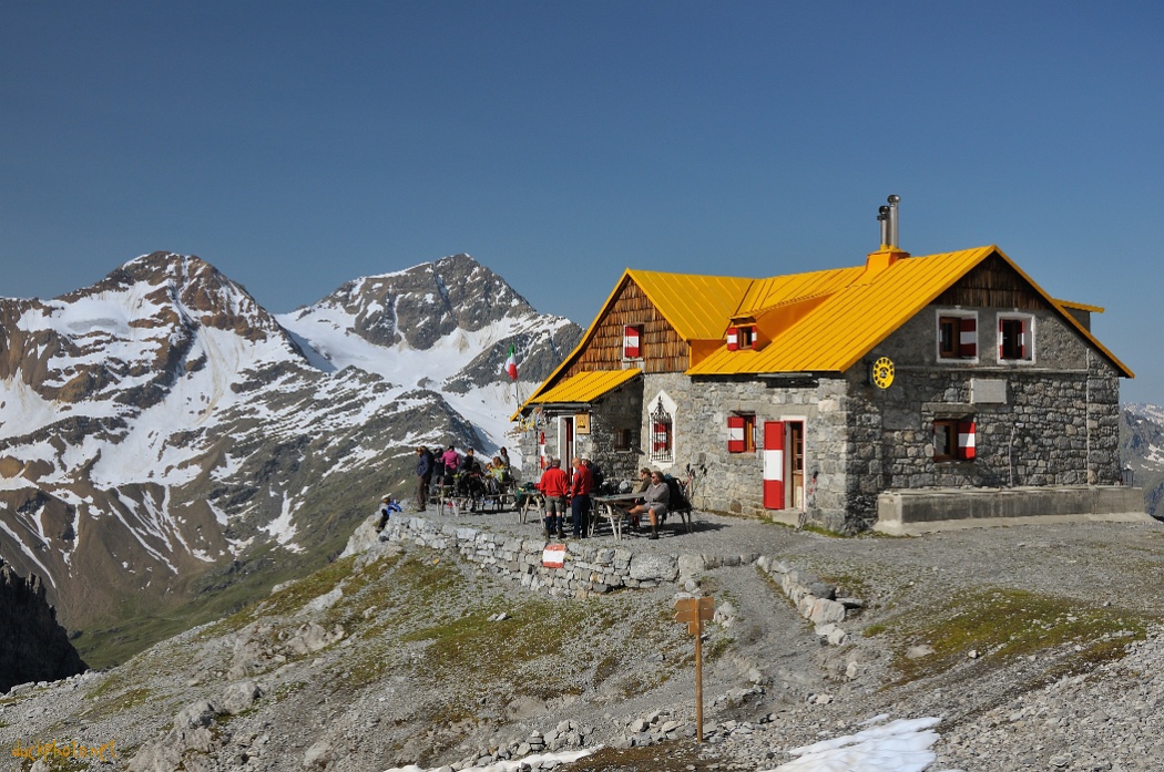 V Alpini hut